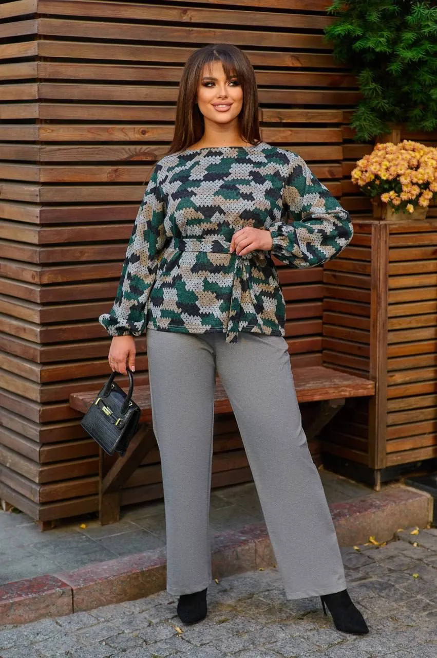 Knit blouse with a belt