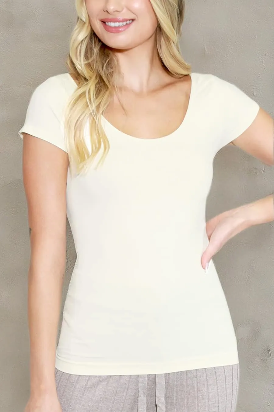 NIKIBIKI Women Seamless Cap Sleeve Scoop Neck Fitted Top, Made in U.S.A, One Size