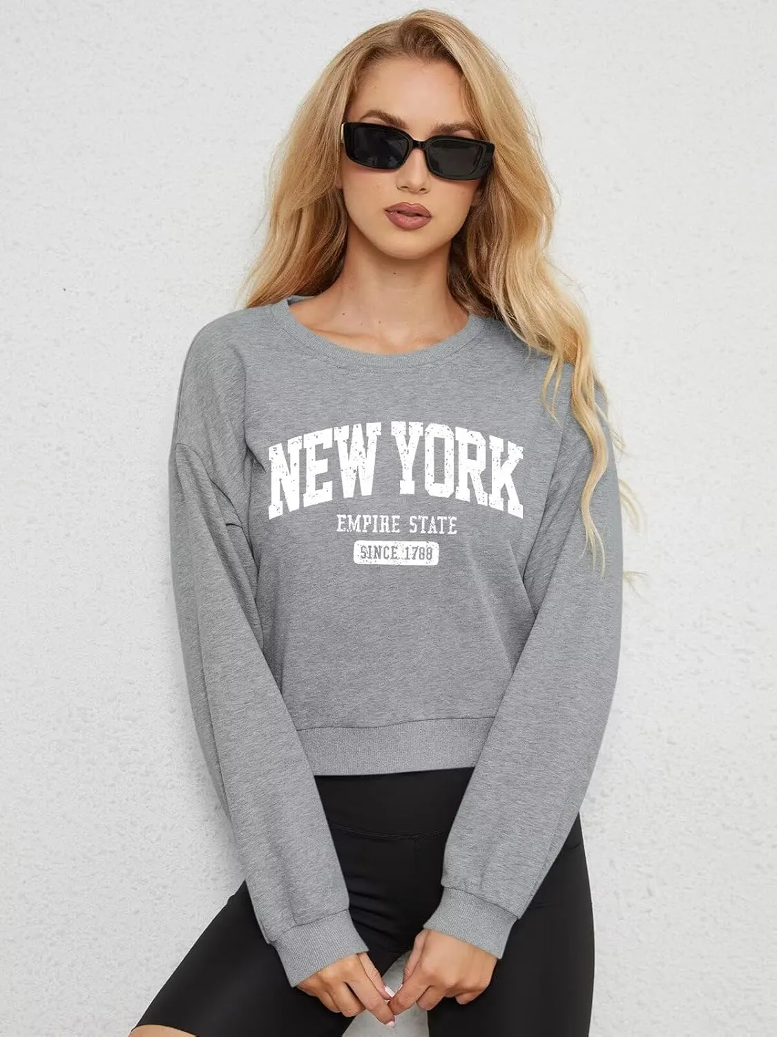 ORANDESIGNE Womens Cropped Letter Printed Sweatshirts Graphic Crewneck Long Sleeve Pullover Casual Loose Fit Tops
