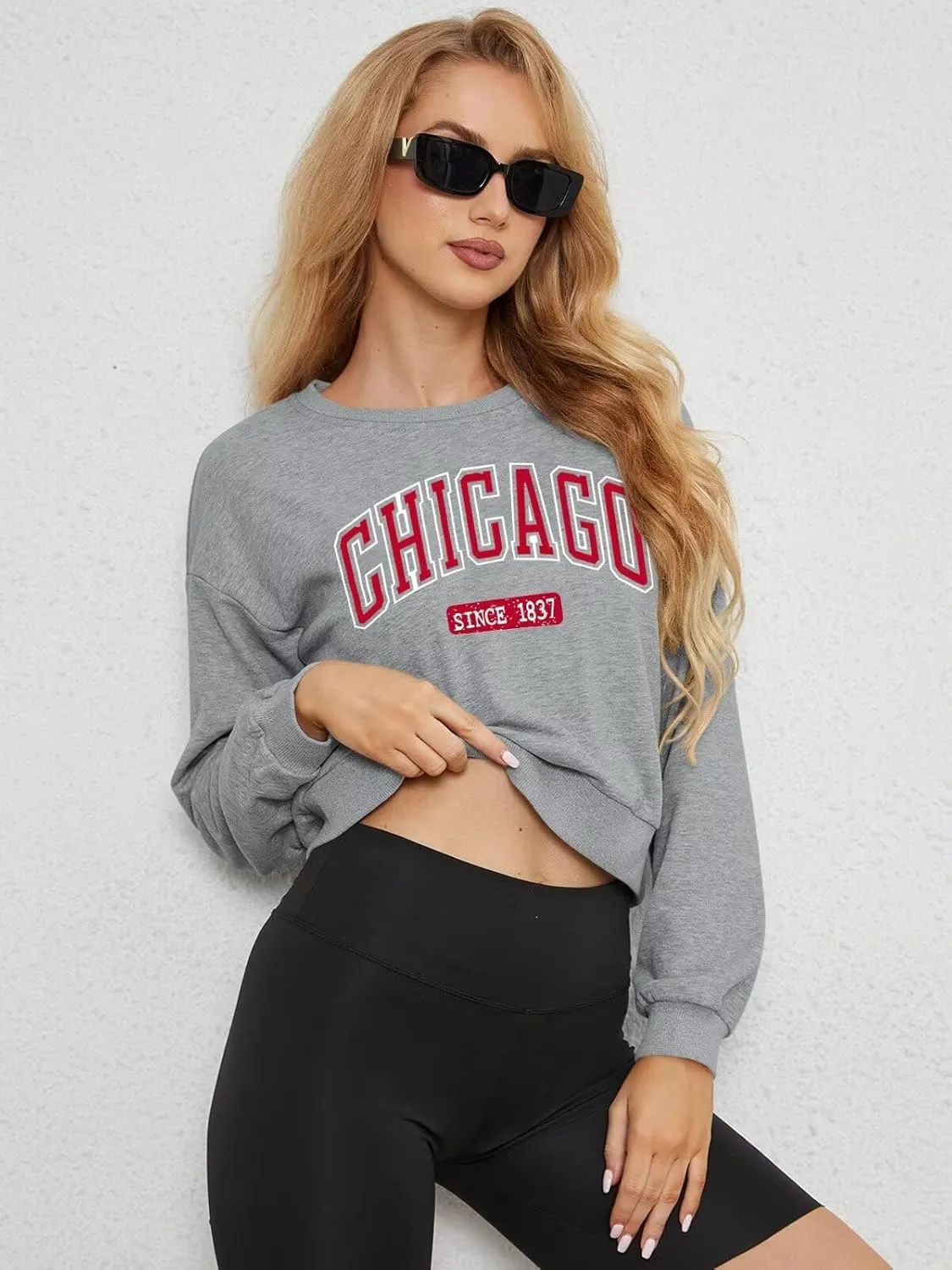 ORANDESIGNE Womens Cropped Letter Printed Sweatshirts Graphic Crewneck Long Sleeve Pullover Casual Loose Fit Tops