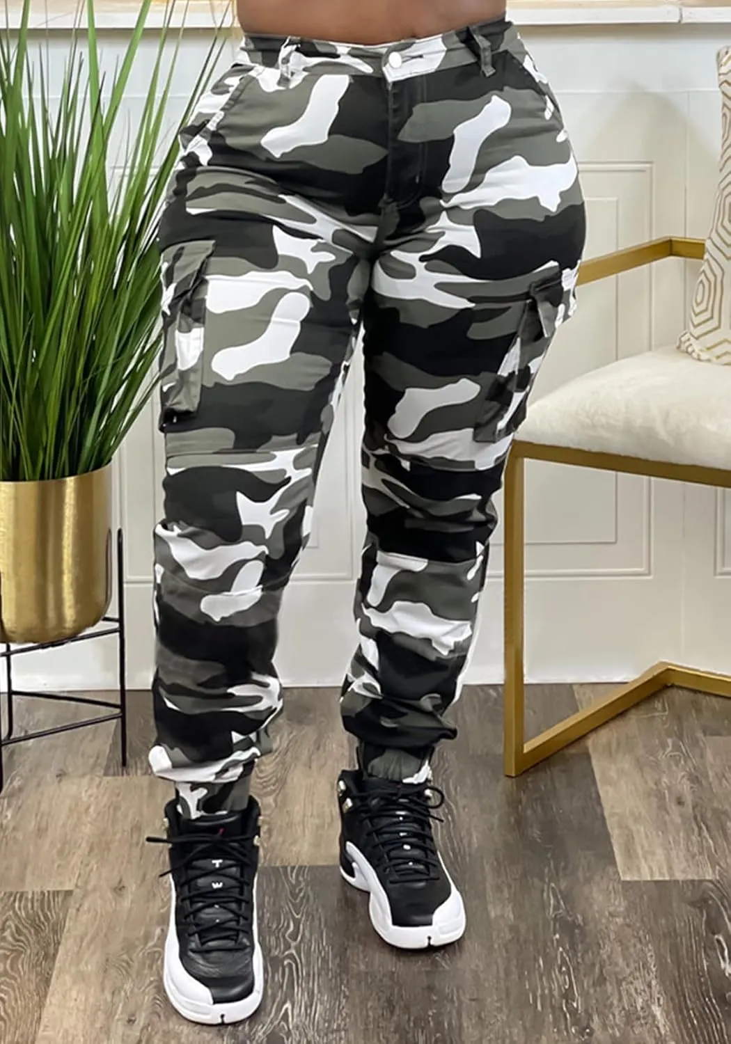 Vakkest Womens Camo Cargo Pants Army Fatigue Jogger Camouflage High Waist Trouser Clubwear Y2K Sweatpants with Belt