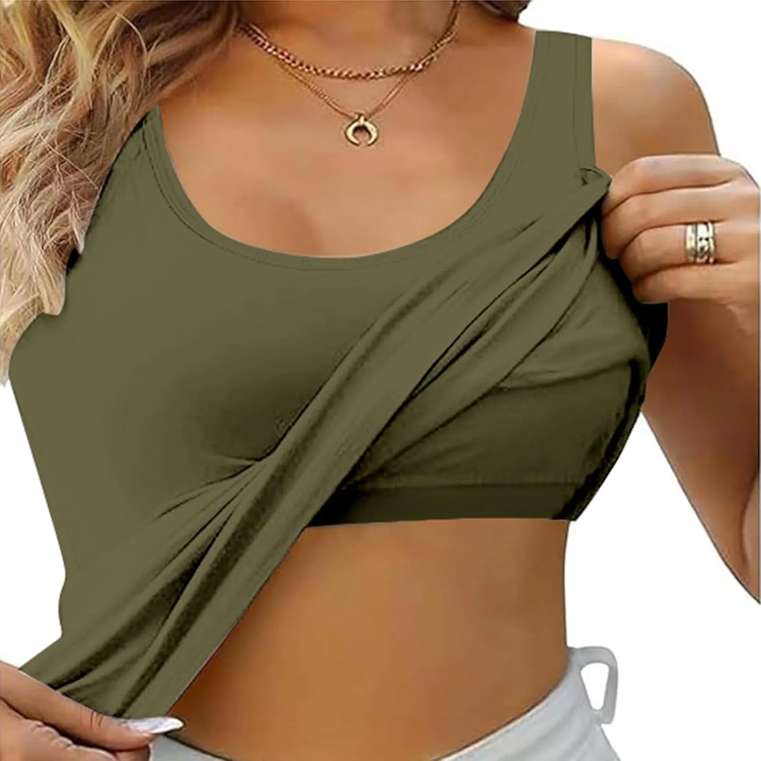 Womens Tank Tops with Built in Bra 2024 Casual Scoop Neck Sleeveless Basic Workout Top Padded Bra Camisole Undershirt